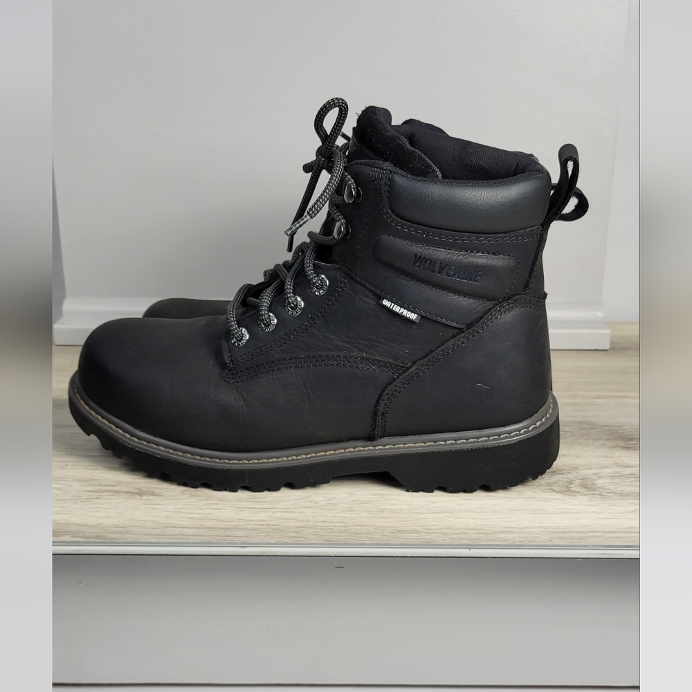 Black Hiking Boots